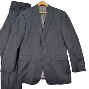Hart Schaffner Marx Mens 41R Gray Pinstripe 2-Button Suit Made in USA 33x29